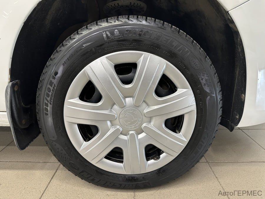 Фото SKODA Fabia II Рестайлинг с пробегом | №16