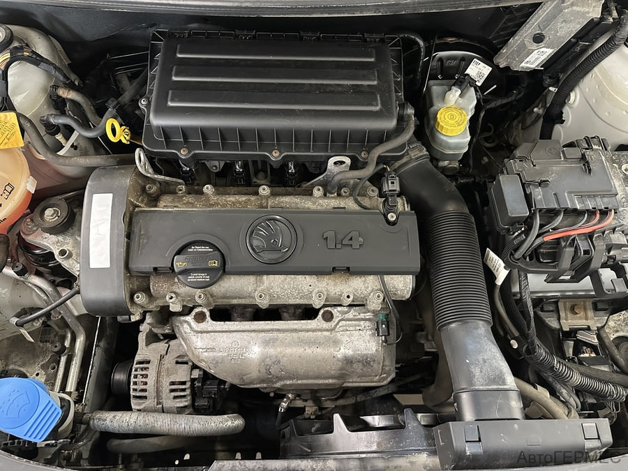 Фото SKODA Fabia II Рестайлинг с пробегом | №15