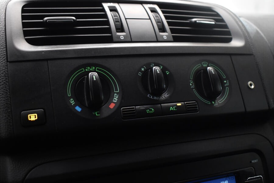 Фото SKODA Fabia II Рестайлинг с пробегом | №7 Фото SKODA Fabia II Рестайлинг с пробегом | №7