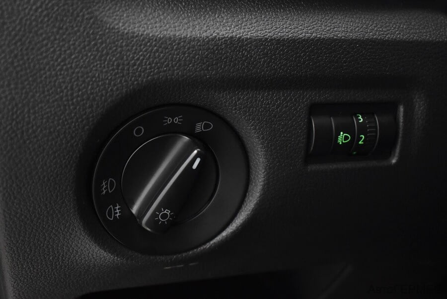 Фото SKODA Fabia II Рестайлинг с пробегом | №11 Фото SKODA Fabia II Рестайлинг с пробегом | №11