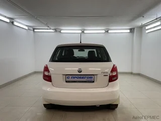 Фото SKODA Fabia II Рестайлинг с пробегом