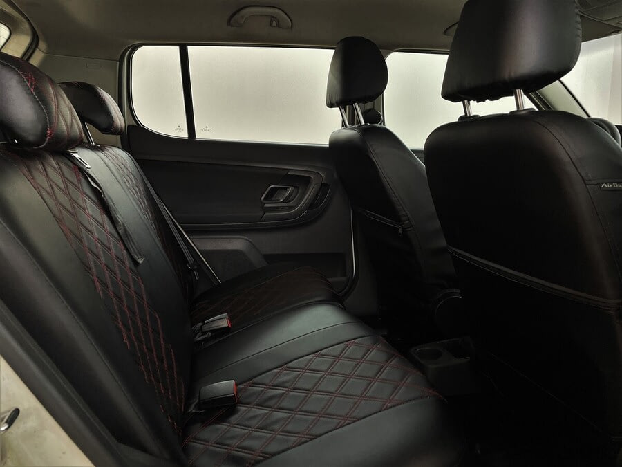 Фото SKODA Fabia II Рестайлинг с пробегом | №10 Фото SKODA Fabia II Рестайлинг с пробегом | №10