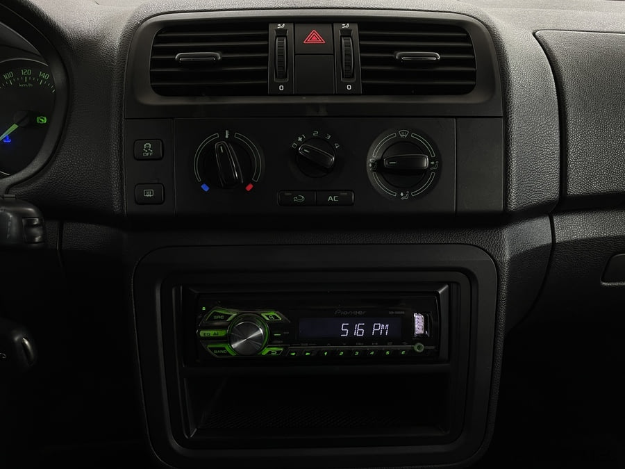 Фото SKODA Fabia II Рестайлинг с пробегом | №7 Фото SKODA Fabia II Рестайлинг с пробегом | №7