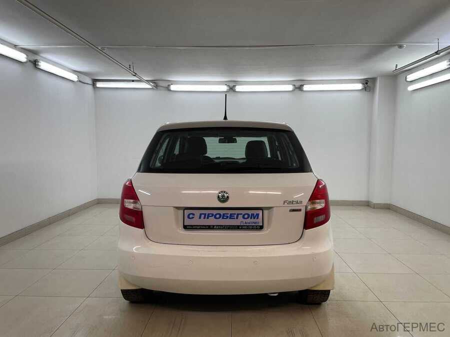 Фото SKODA Fabia II Рестайлинг с пробегом | №3 Фото SKODA Fabia II Рестайлинг с пробегом | №3