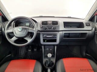 Фото SKODA Fabia II Рестайлинг с пробегом