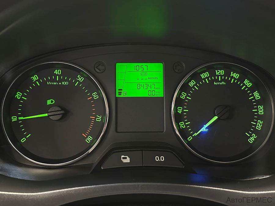 Фото SKODA Fabia II Рестайлинг с пробегом | №6