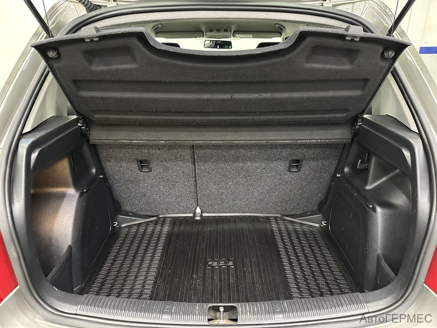 Фото SKODA Fabia II Рестайлинг с пробегом | №13