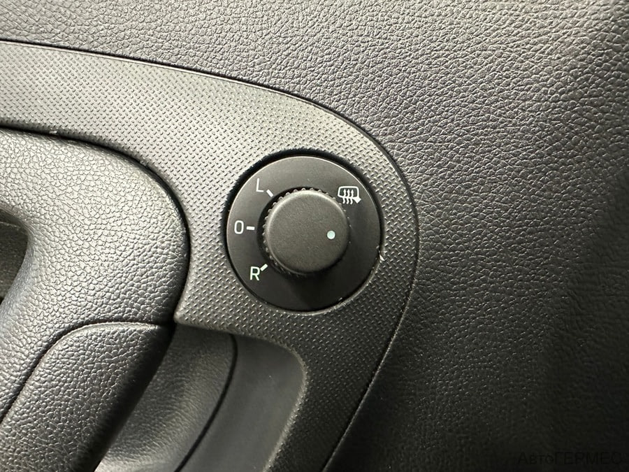 Фото SKODA Fabia II Рестайлинг с пробегом | №10