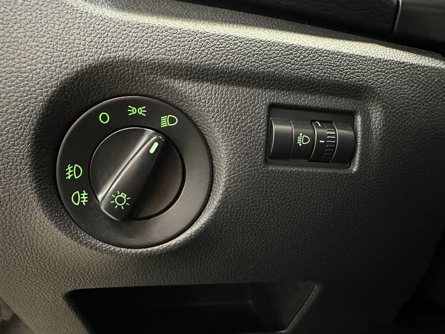 Фото SKODA Fabia II Рестайлинг с пробегом | №8