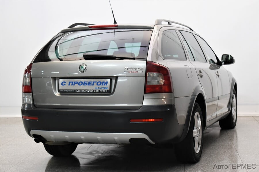 Фото SKODA Octavia II Рестайлинг с пробегом | №4