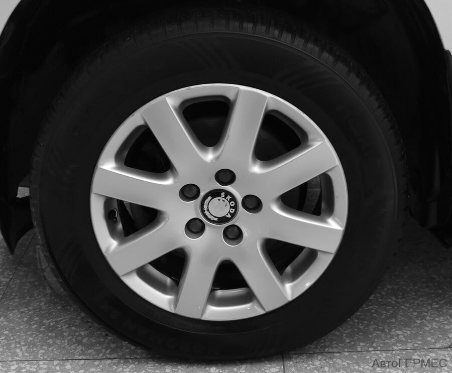 Фото SKODA Yeti I Рестайлинг с пробегом | №15