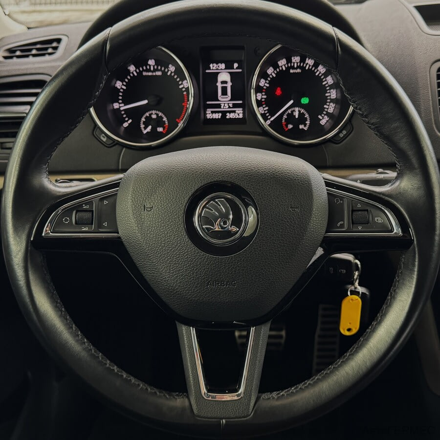 Фото SKODA Yeti I Рестайлинг с пробегом | №9