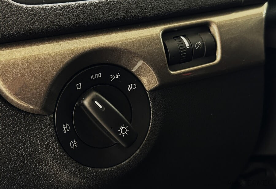 Фото SKODA Yeti I Рестайлинг с пробегом | №10