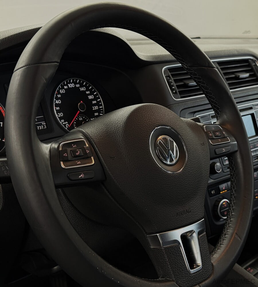 Фото Volkswagen Jetta VI с пробегом | №10