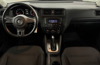 Фото Volkswagen Jetta VI с пробегом