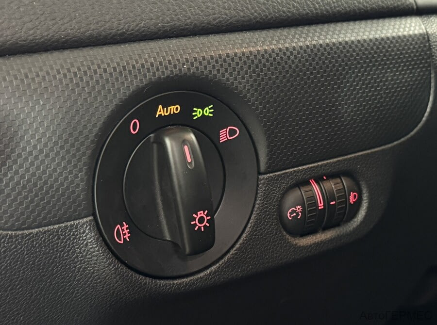 Фото Volkswagen Jetta VI с пробегом | №8