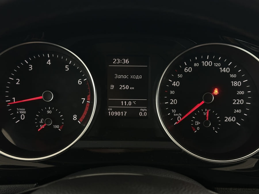 Фото Volkswagen Jetta VI Рестайлинг с пробегом | №6 Фото Volkswagen Jetta VI Рестайлинг с пробегом | №6