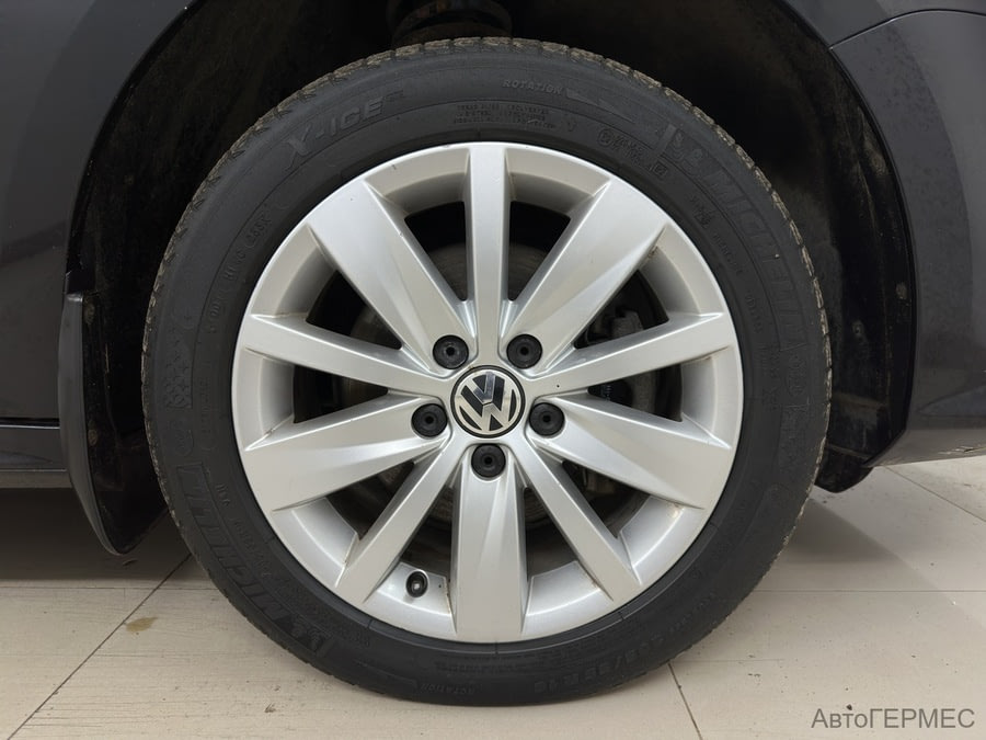 Фото Volkswagen Jetta VI Рестайлинг с пробегом | №13 Фото Volkswagen Jetta VI Рестайлинг с пробегом | №13