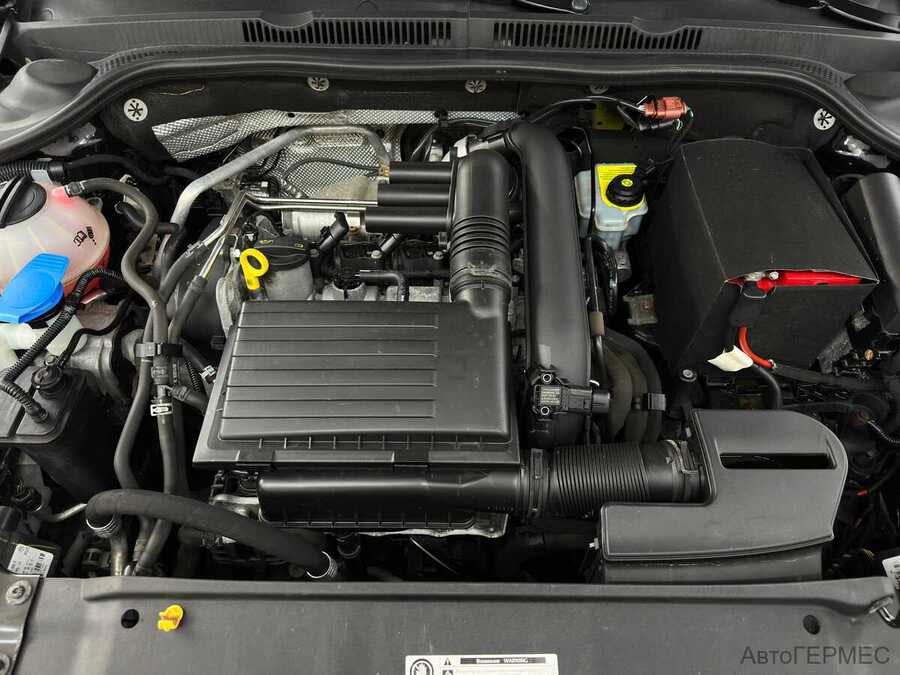 Фото Volkswagen Jetta VI Рестайлинг с пробегом | №12 Фото Volkswagen Jetta VI Рестайлинг с пробегом | №12