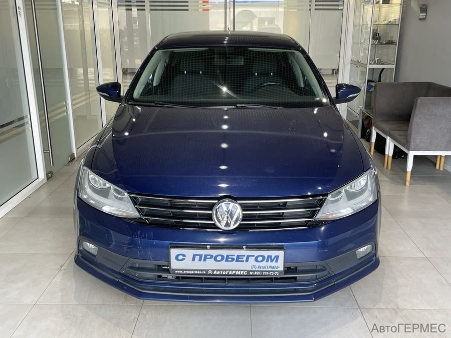 Фото Volkswagen Jetta VI Рестайлинг с пробегом | №2 Фото Volkswagen Jetta VI Рестайлинг с пробегом | №2