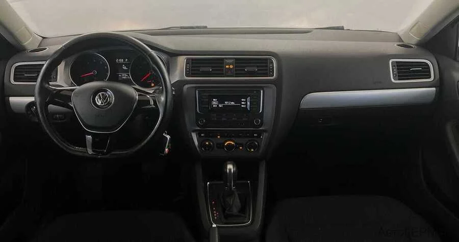 Фото Volkswagen Jetta VI Рестайлинг с пробегом | №5