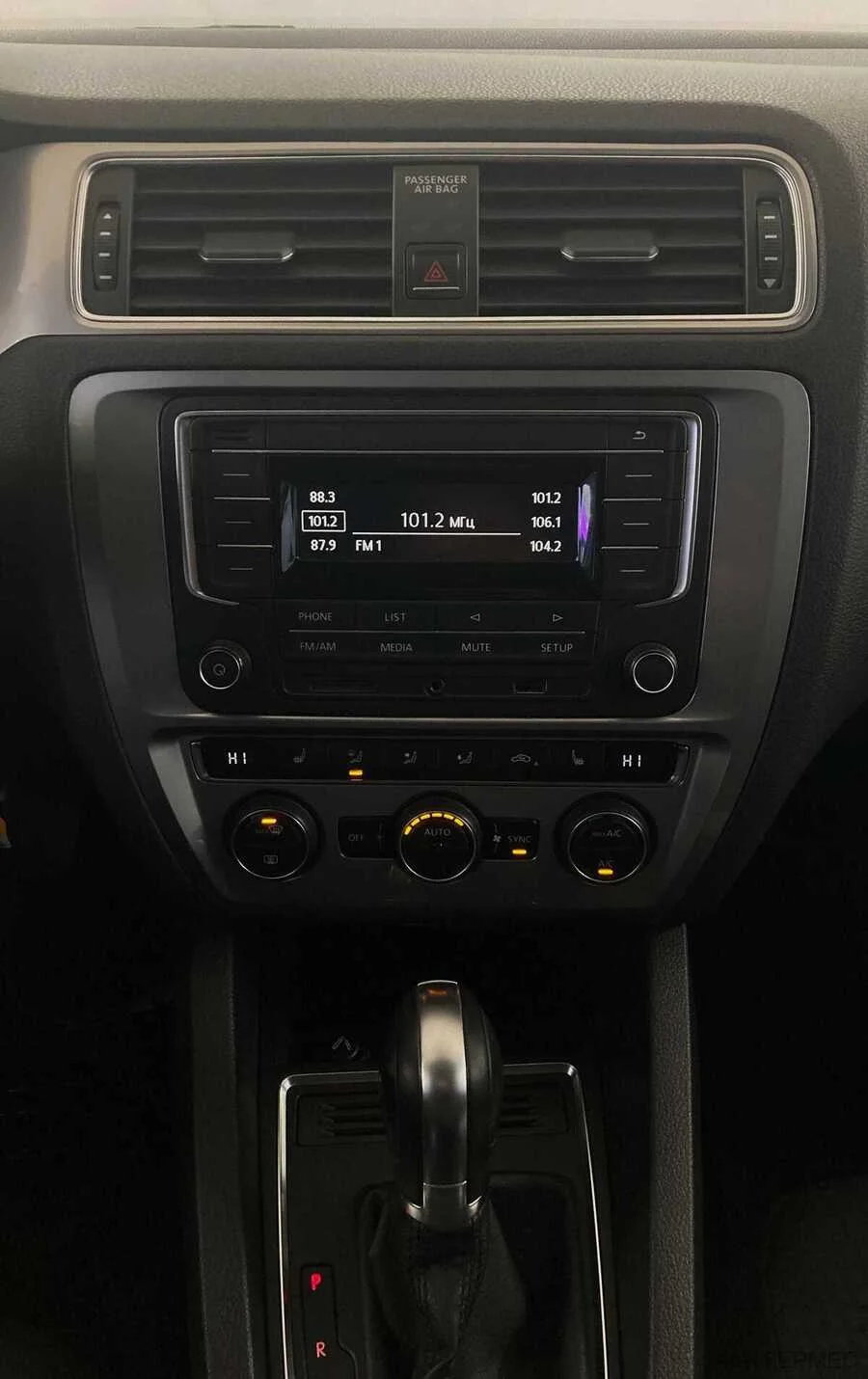 Фото Volkswagen Jetta VI Рестайлинг с пробегом | №7