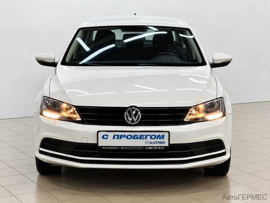 Фото Volkswagen Jetta VI Рестайлинг с пробегом | №2 Фото Volkswagen Jetta VI Рестайлинг с пробегом | №2
