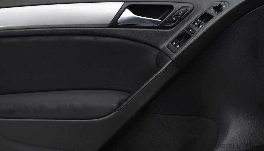 Фото Volkswagen Golf VI с пробегом | №9