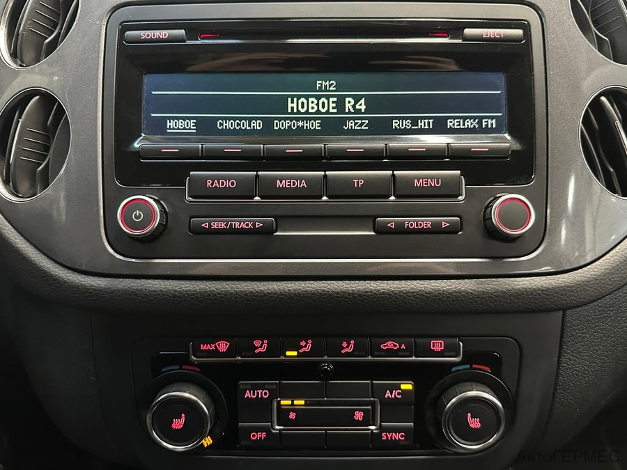 Фото Volkswagen Tiguan I Рестайлинг с пробегом | №7