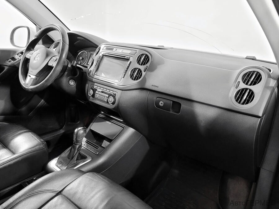 Фото Volkswagen Tiguan I Рестайлинг с пробегом | №11