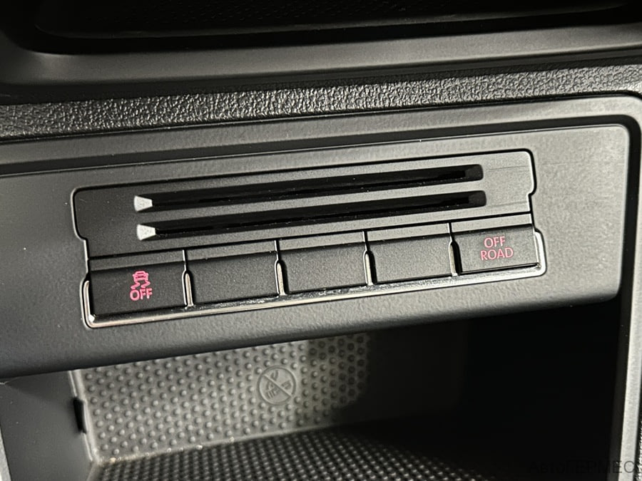 Фото Volkswagen Tiguan I Рестайлинг с пробегом | №8