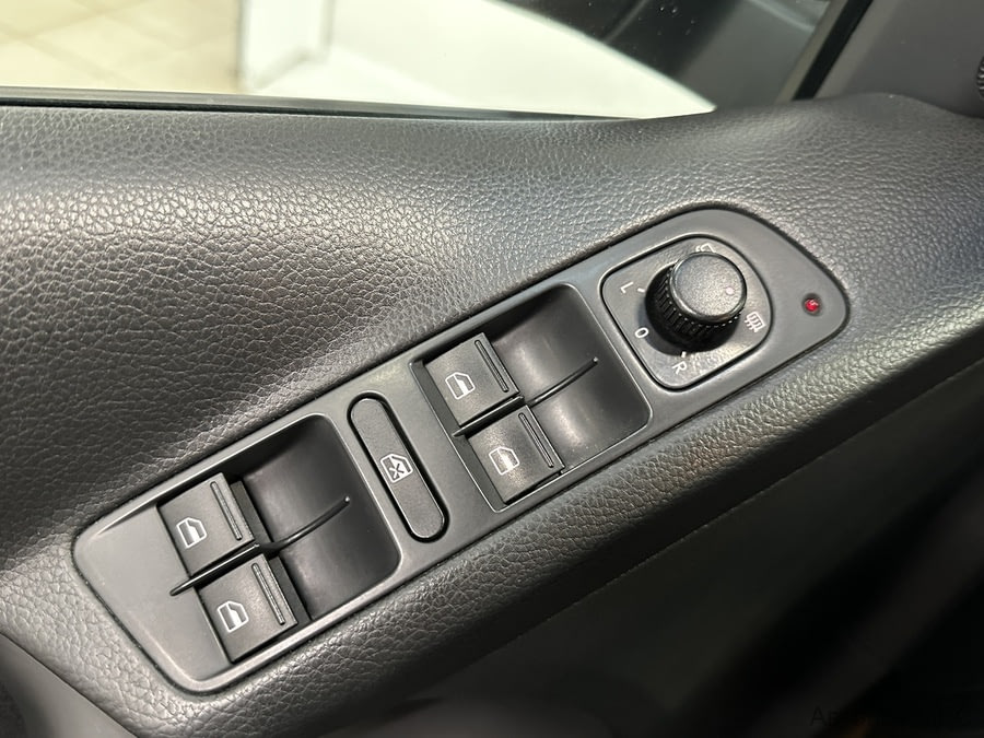 Фото Volkswagen Tiguan I Рестайлинг с пробегом | №10