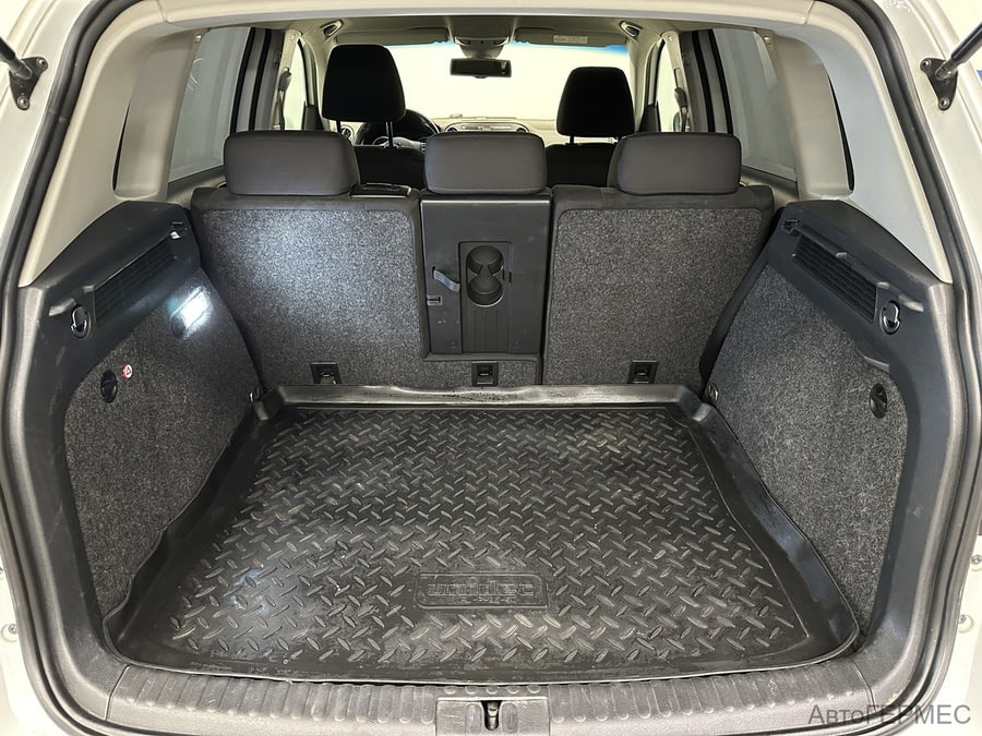 Фото Volkswagen Tiguan I Рестайлинг с пробегом | №12 Фото Volkswagen Tiguan I Рестайлинг с пробегом | №12