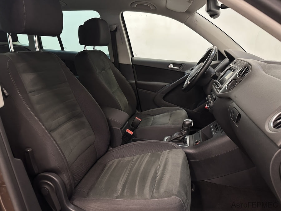 Фото Volkswagen Tiguan I Рестайлинг с пробегом | №12