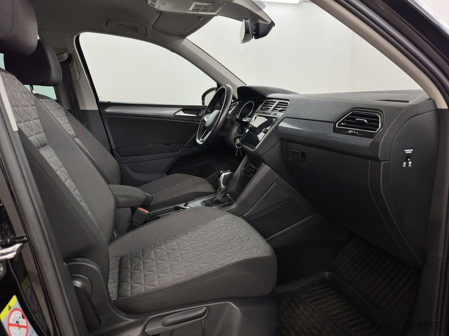 Фото Volkswagen Tiguan II Рестайлинг с пробегом | №12