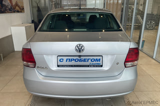 Фото Volkswagen Polo V с пробегом