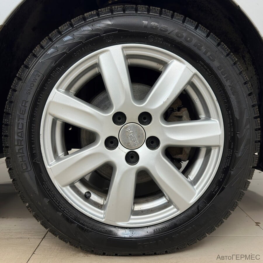 Фото Volkswagen Polo V с пробегом | №13