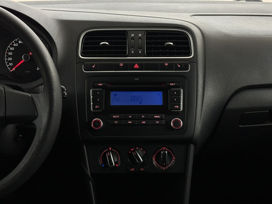 Фото Volkswagen Polo V с пробегом | №7