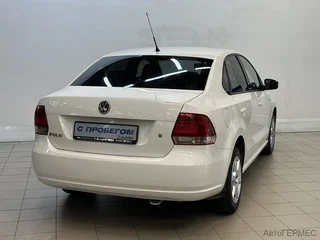 Фото Volkswagen Polo V с пробегом