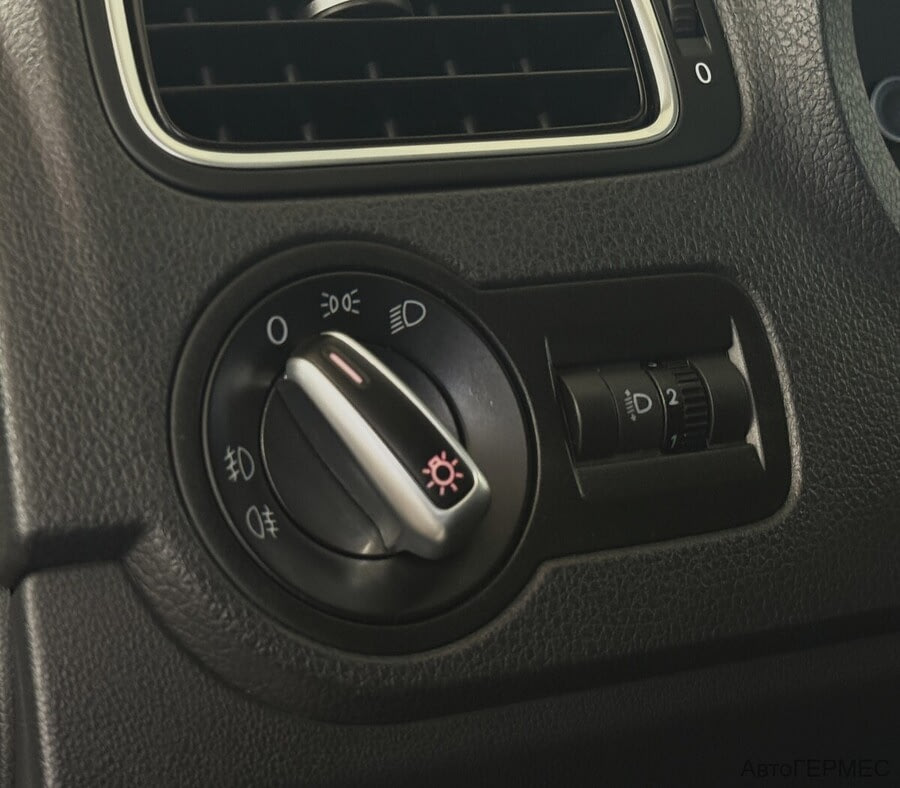 Фото Volkswagen Polo V с пробегом | №8