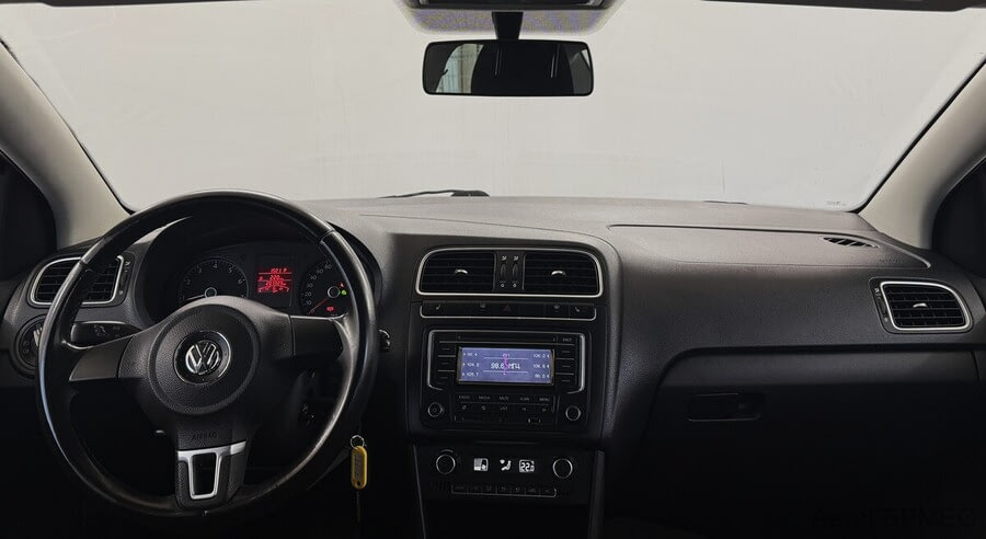 Фото Volkswagen Polo V с пробегом | №5