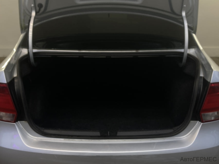 Фото Volkswagen Polo V с пробегом | №12