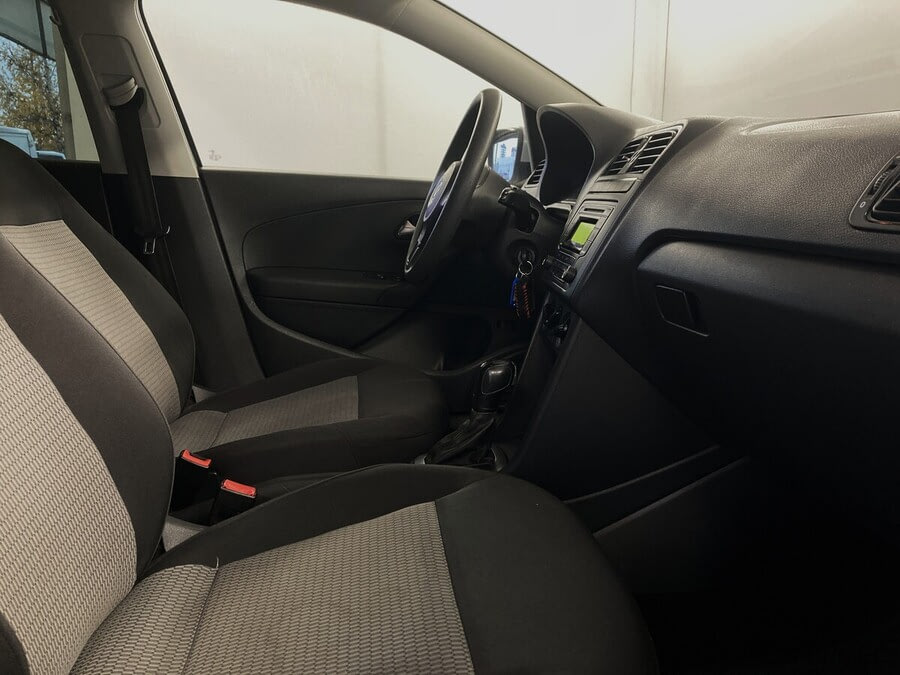 Фото Volkswagen Polo V с пробегом | №10