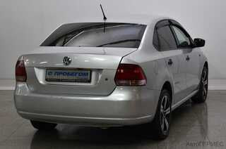 Фото Volkswagen Polo V с пробегом