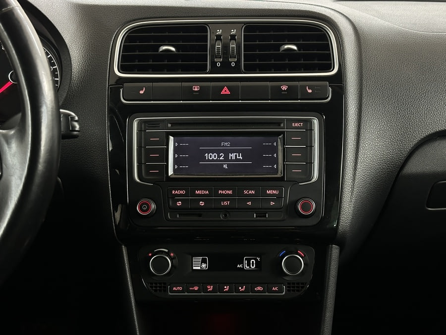 Фото Volkswagen Polo V с пробегом | №7
