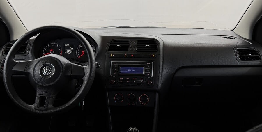 Фото Volkswagen Polo V с пробегом | №5 Фото Volkswagen Polo V с пробегом | №5