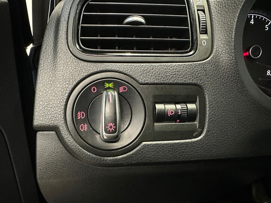 Фото Volkswagen Polo V с пробегом | №7