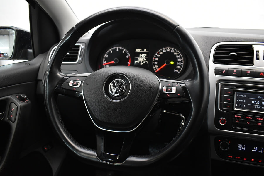 Фото Volkswagen Polo V Рестайлинг с пробегом | №9 Фото Volkswagen Polo V Рестайлинг с пробегом | №9