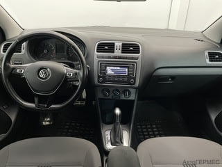 Фото Volkswagen Polo V Рестайлинг с пробегом