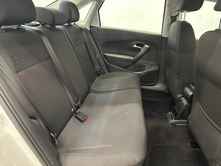 Фото Volkswagen Polo V Рестайлинг с пробегом | №11